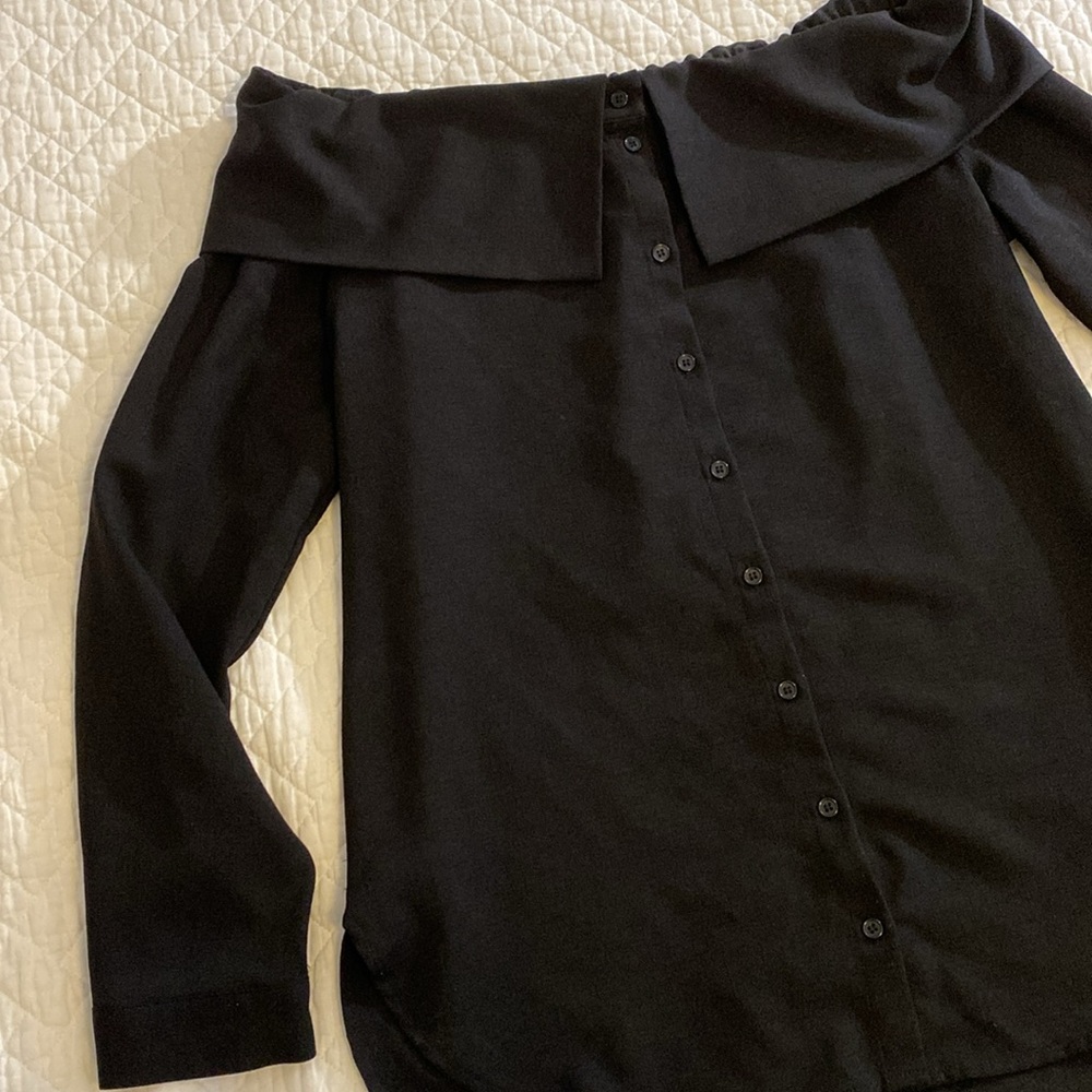 Pleione black button down off the shoulder too Small - Picture 2 of 8